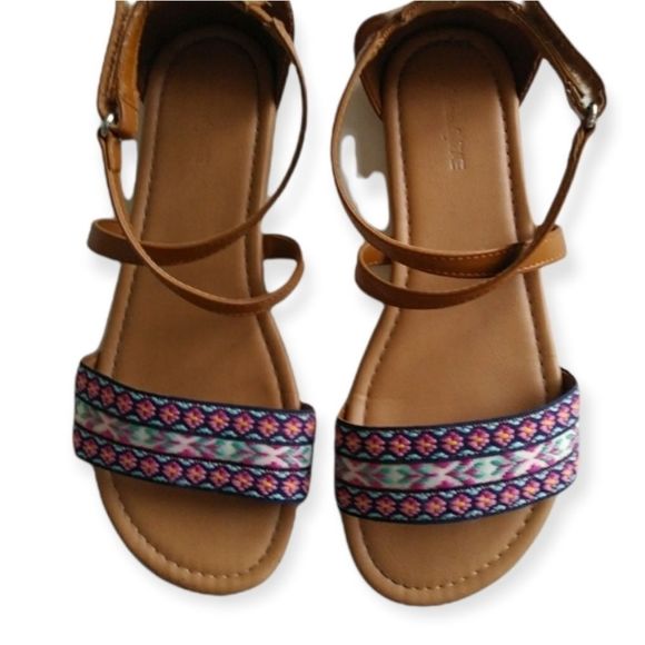 American Eagle By Payless Other - Boho sandles